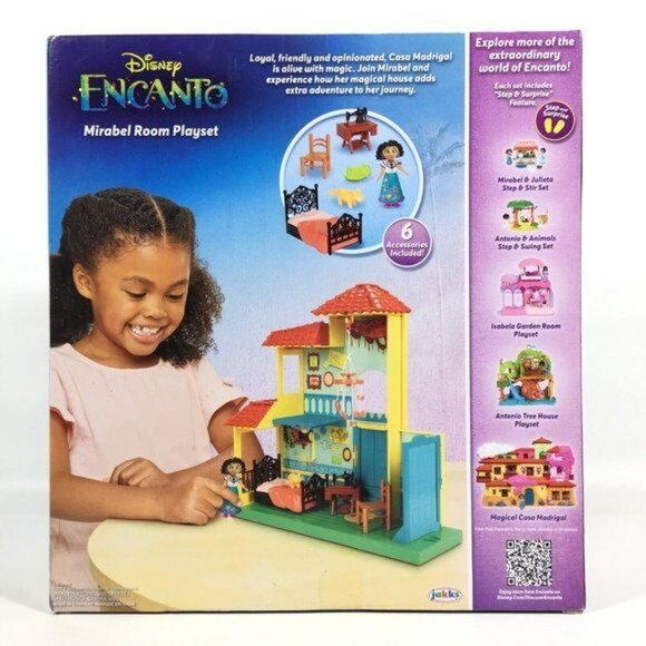 Disney Encanto Mirabel Room Playset Magic & Fun Mirabel Figure & Accessories 8pc - Picture 5 of 10